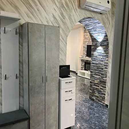 La Maison De Celine شقة